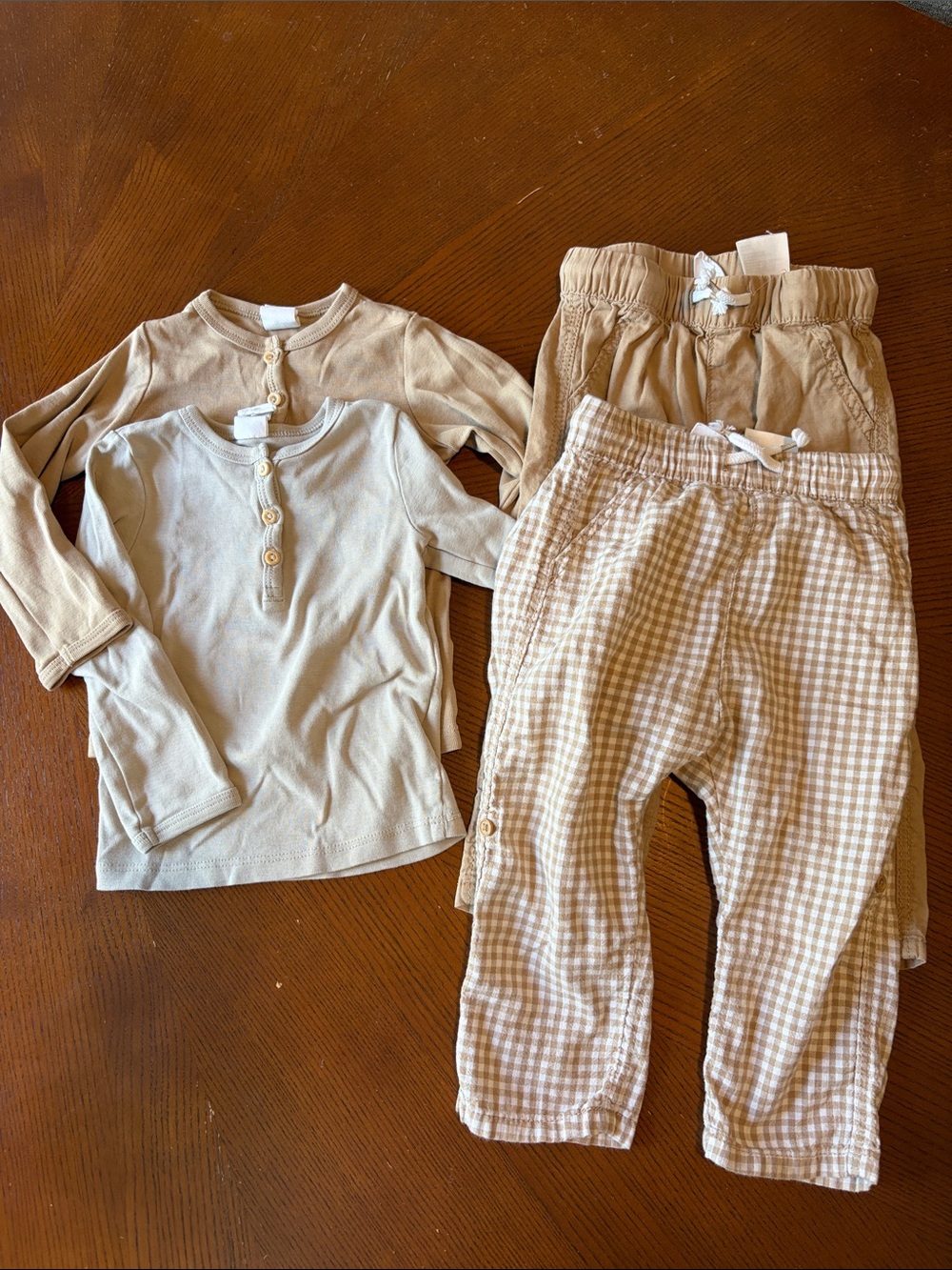 H&M boys outfits two long sleeve Henley & two light drawstring pants